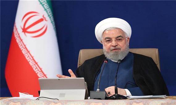 روحانی: می خواهیم از صادرات نفت خام فاصله بگیریم