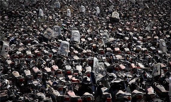 70 هزار موتور توقیفی در پارکینگ‌های تهران / پلیس: برخی از موتورها تا 8 سال در پارکینگ مانده‌اند / رشد 14درصدی تصادفات منجر به فوت با موتورسیکلت