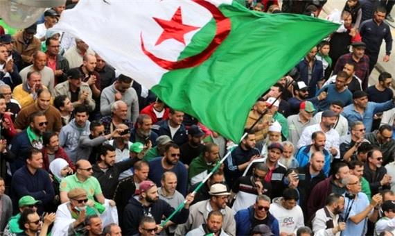 درخواست الجزایر از طرف‌های لیبی برای پایبندی به توافق آتش‌بس