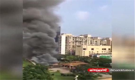 تخلیه 3500 نفر در پی آتش‌سوزی شدید در مرکز خرید بمبئی