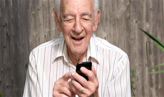 تاثیر استفاده از گوشی‌های هوشمند بر افسردگی سالمندان