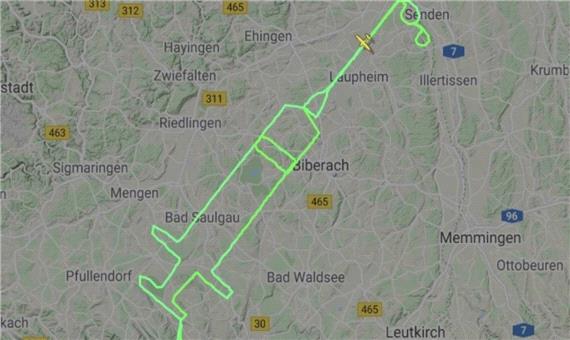 سرنگی که خلبان آلمانی در آسمان رسم کرد