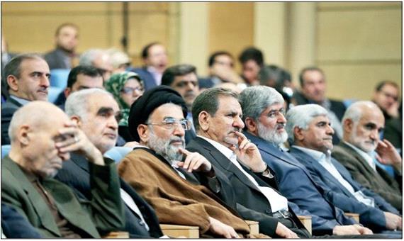 آفتاب یزد: اصلاح‌طلبان در دولت روحانی کاسبی کرده‌اند