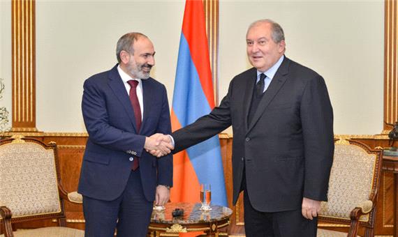 حزب حاکم ارمنستان در صدد استیضاح رئیس‌جمهوری