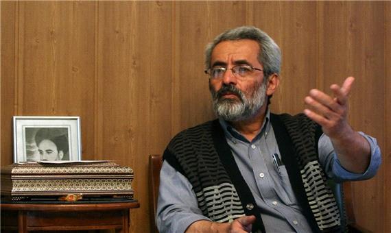 عباس سلیمی‌نمین: احمدی‌نژاد و مشایی قصد فرقه‌سازی دارند/ احمدی‌نژاد می‌خواهد با ظاهری اصولگرا دوباره به قدرت بازگردد/ او ردصلاحیت می‌شود