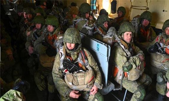استقبال زلنسکی از بازگشت بخشی از نیروهای روسیه از مرزهای اوکراین
