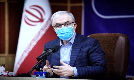 وزیر بهداشت: هیچ کجای دنیا امام جمعه با یک پیغام نماز جمعه را تعطیل نمی‌کند ولی اینجا اتفاق افتاد