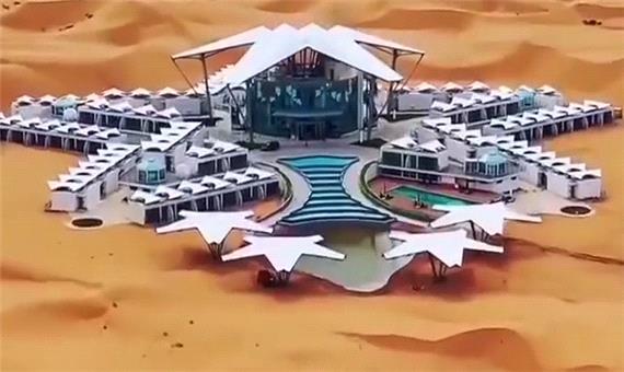 ساخت هتلی جالب در دل صحرا توسط چینی‌ها