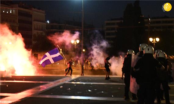 درگیری در خیابان‌های پایتخت یونان بخاطر اعتراض به واکسیناسیون اجباری