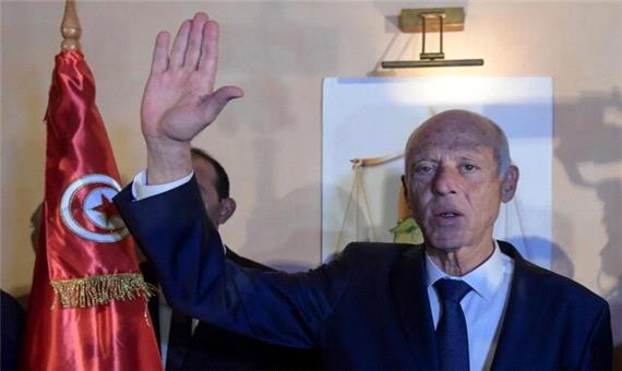 رئیس جمهور تونس، نخست وزیر را برکنار و پارلمان را تعلیق کرد