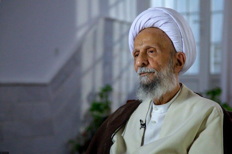 صفحه ی اینستاگرام مصباح یزدی: شدت گرفتن بیماری «آیت الله» / دعا کنید