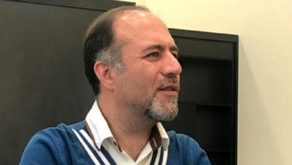 فعال اصلاح‌طلب: باید از تخاصم پرهزینه با آمریکا خارج شد