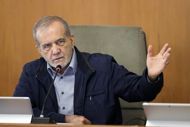 معاون اطلاع‌رسانی دفتر رئیس‌جمهور: تقلای مافیا بیهوده‌ست، پزشکیان بیدار است