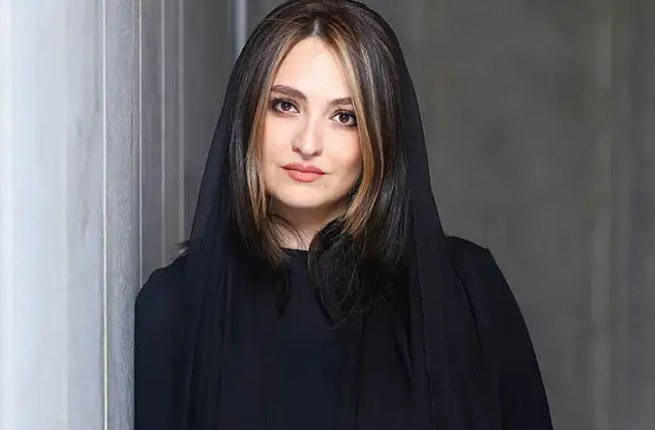 عکس‌های سیاه و سفید گلاره عباسی جلب توجه کرد