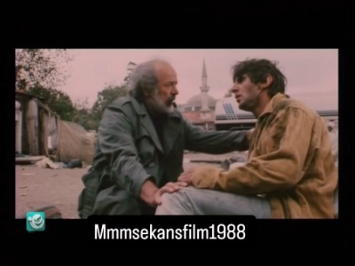 امین حیایی در آغوش بازیگر مطرح گریه کرد