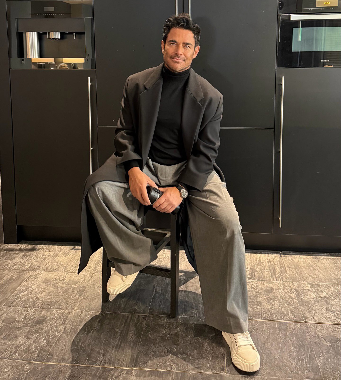 محمدرضا گلزار از استایل زمستانی‌اش رونمایی کرد