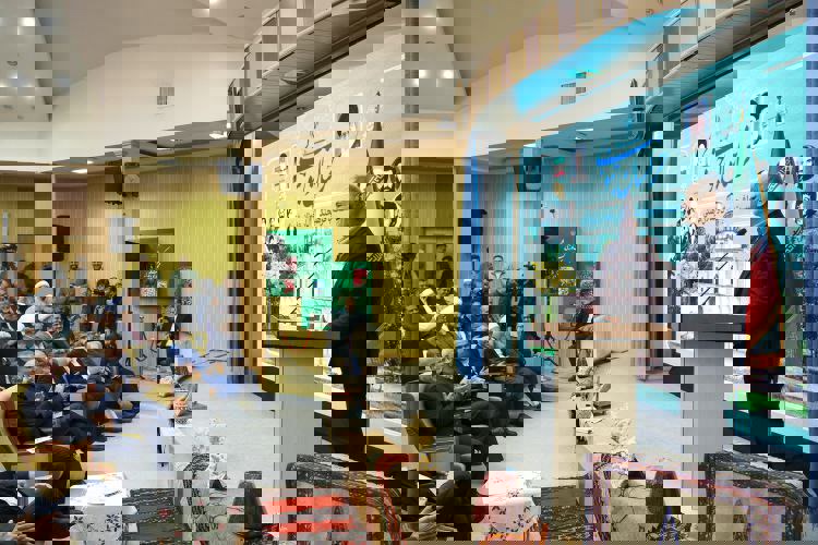 پزشکیان: هر کس ادعا کند که فقط می‌توانم کارها را انجام بدهم و سایرین نمی‌توانند، جاهل است