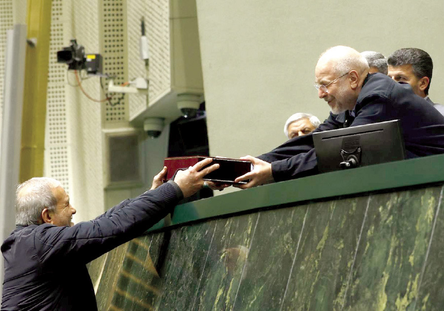 تغییرات کلیدی لایحه بودجه سال آینده؛ از حذف ارز ترجیحی تا افزایش مالیات ها