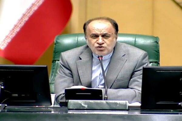 حاجی بابایی: پیوند دولت و مجلس برای حل مشکلات مردم قطعی است