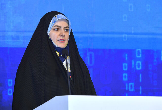 زهرا پزشکیان نطق کرد