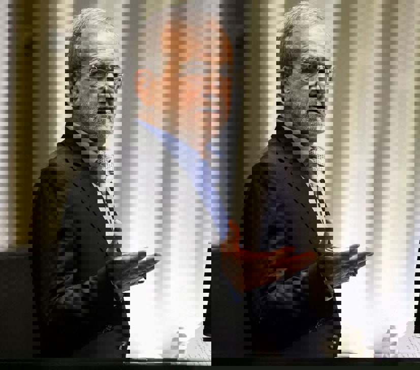 پزشکیان: می‌گویند حقوق را زیاد کنید؛ یکی به من بگوید از کجا پول بیاورم؟