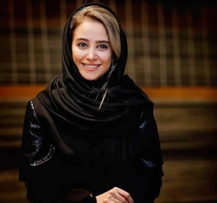 استایل متفاوت الناز حبیبی در پشت‌صحنه «ملاحظات امنیتی»