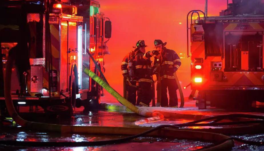 آتش‌سوزی در اسکله تاریخی آمریکا