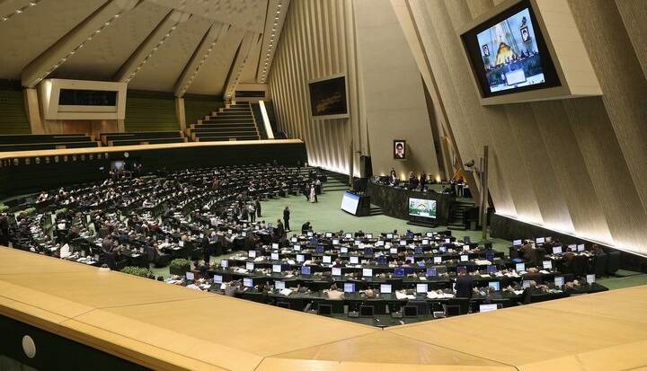 بیانیه مجلس: اموال مقامات قوای مقننه و قضاییه شفاف شود