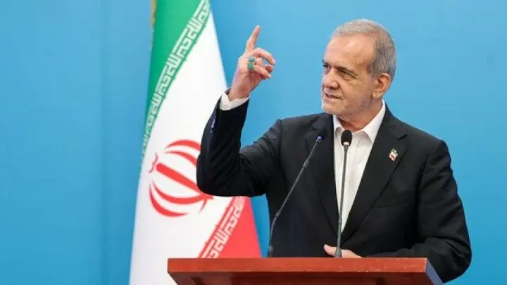 علت استعفای فرزین و انتصاب همتی به ریاست بانک مرکزی از زبان رئیس جمهور