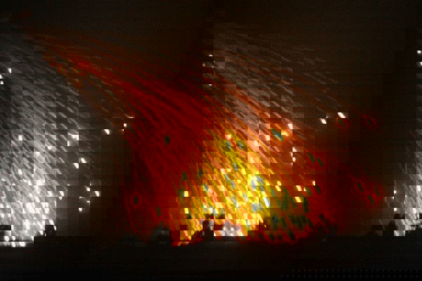 تصاویری از حملات توپخانه‌ای اسرائیل به جنوب لبنان با بمب فسفری