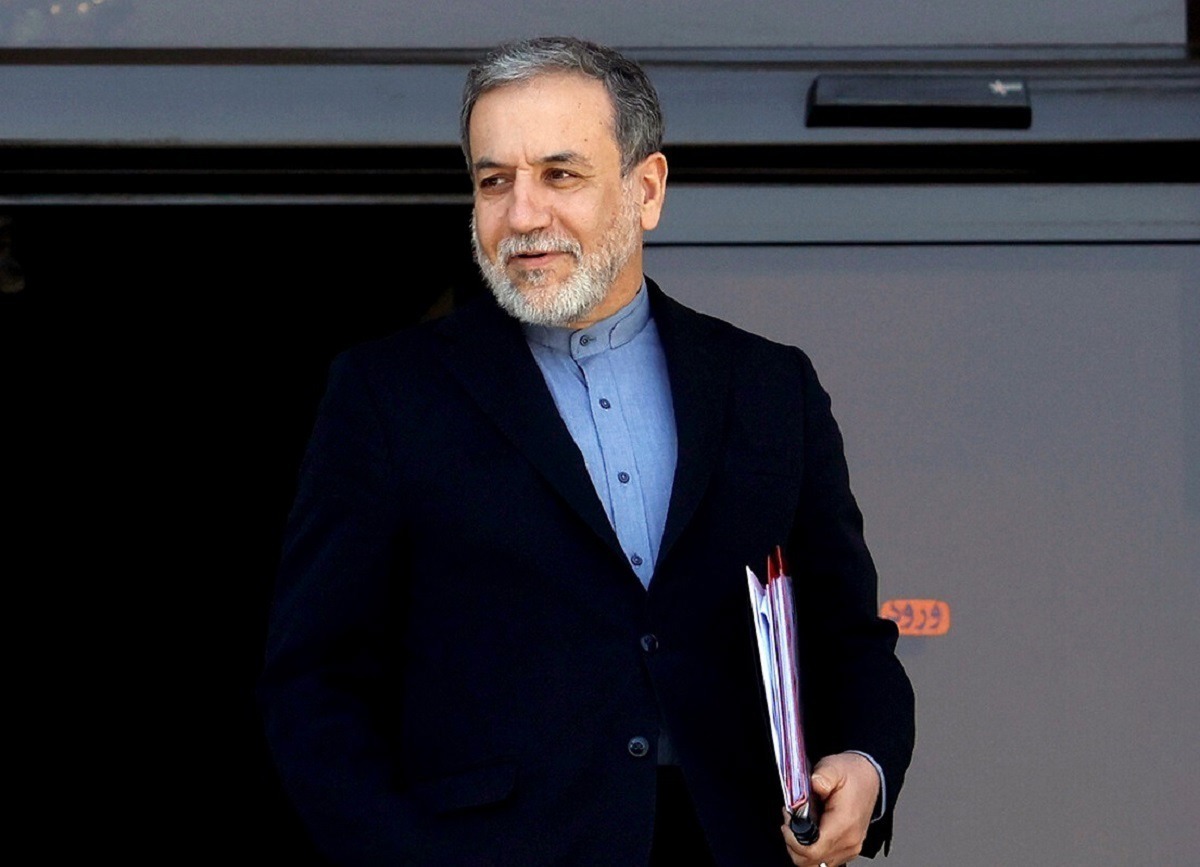 عراقچی: فعلا برنامه‌ای برای دیدار با گروسی نداریم