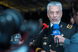 واکنش معاون هاهنگ کننده ارتش به حضور ناوهای آمریکایی