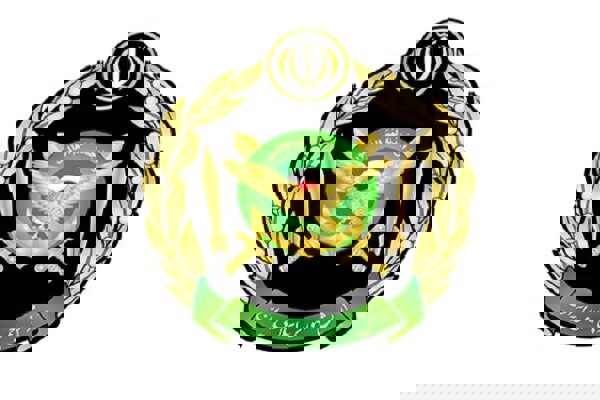 ارتش: مقتدرانه کنار سپاه ایستاده‌ایم