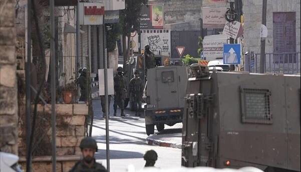 زخمی شدن یک فلسطینی بر اثر تیراندازی صهیونیست‌ها در جنوب کرانه باختری