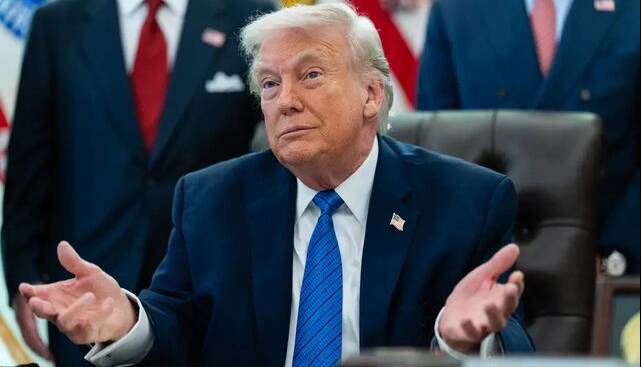 شناسایی بیش از ۵۳۰۰ فایل مرتبط با ترامپ در پرونده اپستین