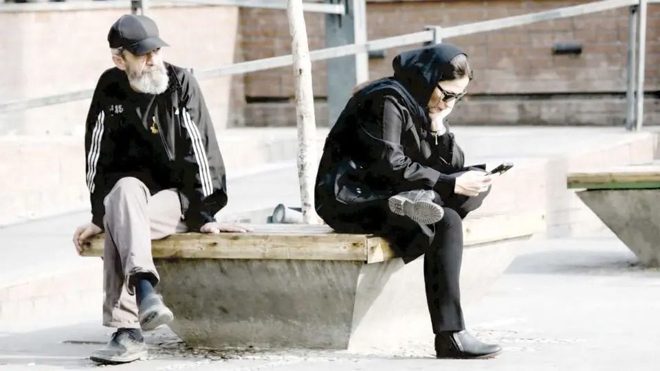 اینترنت فرسایشی؛ گزارشی از فیلترینگ بی‌سابقه و «اختلال هوشمند»