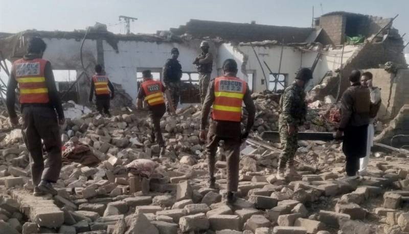 حمله انتحاری در پاکستان؛ دستکم ۱۳ نفر کشته شدند