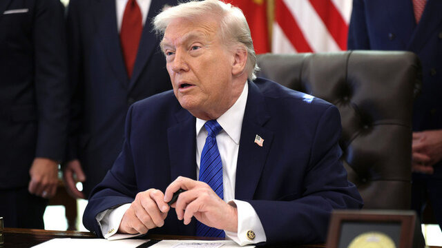 سرمقاله جوان/ سرنوشت ترامپ با قمار در جنگ