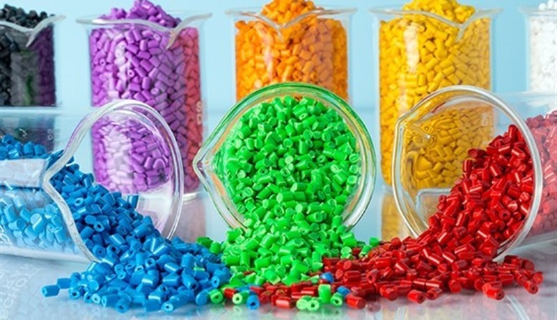 کاهش قیمت برخی محصولات پتروشیمی آغاز شد