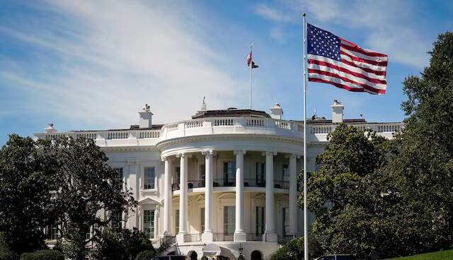 ادعای رسانه صهیونیستی درباره بی‌اطلاعی تل‌آویو از مفاد تفاهم‌نامه ایران و آمریکا