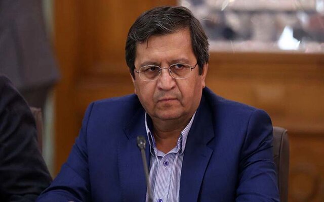 همتی از تک نرخی کردن ارز عقب نشست