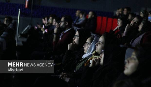 فروش هفتگی سینما پس از پنج روز تعطیلی محرمی به ۸ میلیارد رسید