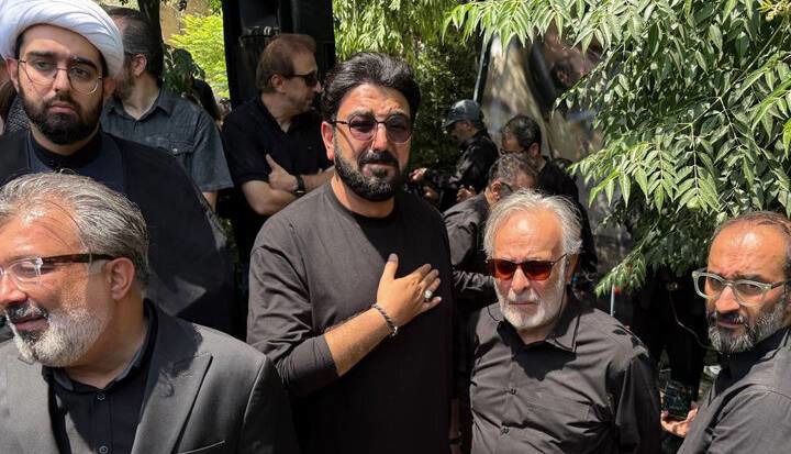 خاکسپاری پیکر زنده‌ یاد فرزاد جمشیدی با حضور مجریان