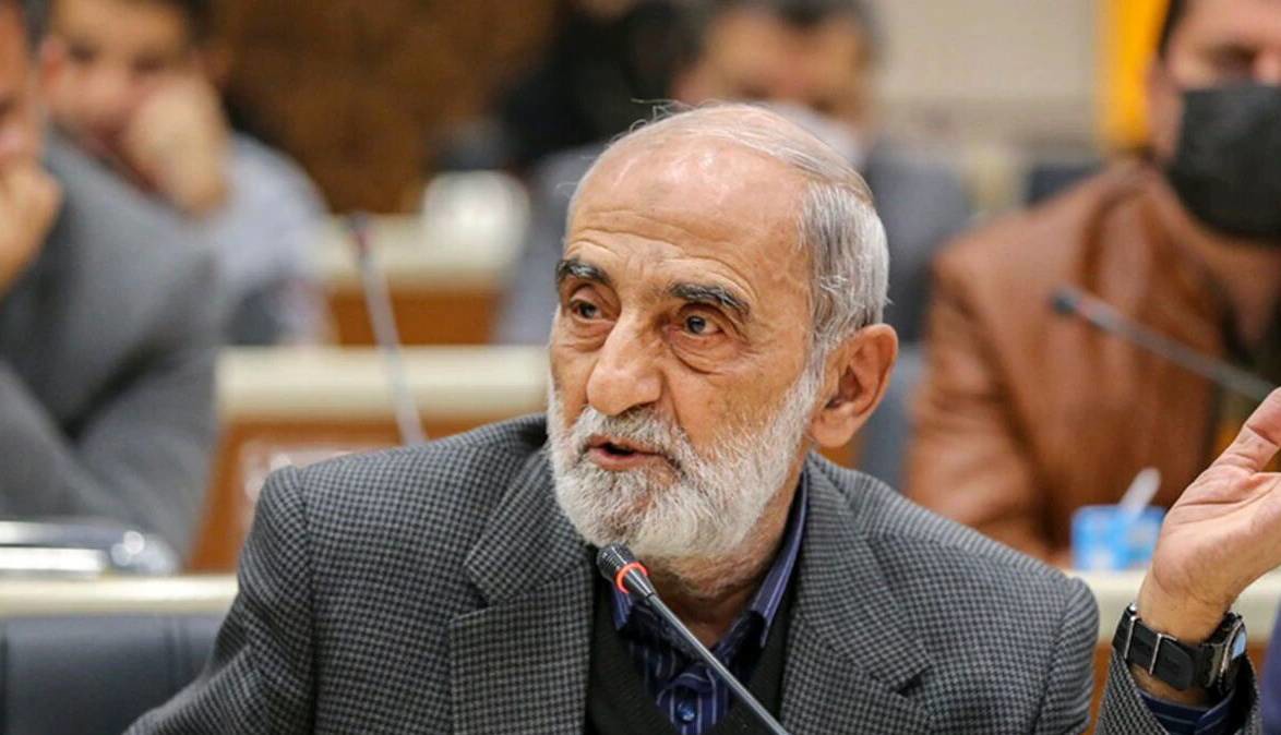 انتقاد «شریعتمداری» از حاشیه سازی‌های سیاسی