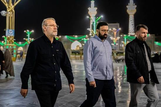 پاسخ فرزند شهید لاریجانی به یک ادعا: اخوی و ابوی از ماه‌ها پیش از شهادت موبایل نداشتند