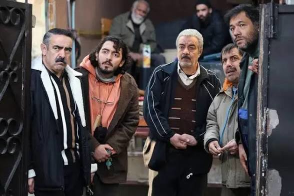 کلا ۴ دقیقه پول توی حسابم بود، یارانه‌ام رو قطع کردن!