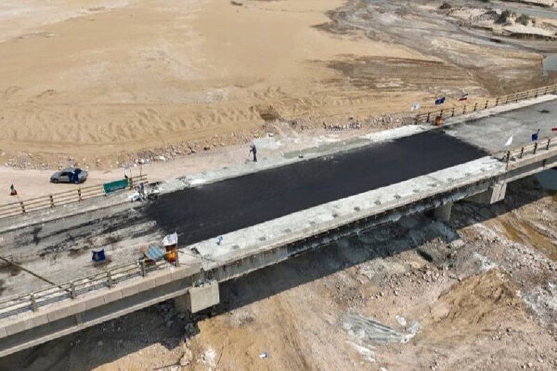 بازسازی پل مسیر بندرعباس به بندر خمیر در ۲۰ روز