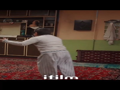 آقا جون تلویزیون رنگی خریده!