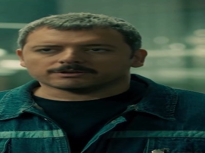 اِبی رفته خونه شاهین، خودش نیست گوشیش هست!