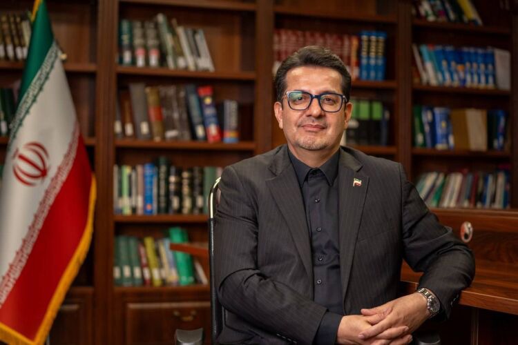 معاون مراسم و تشریفات دفتر رئیس جمهور: پزشکیان همان پزشکیان روز اول است